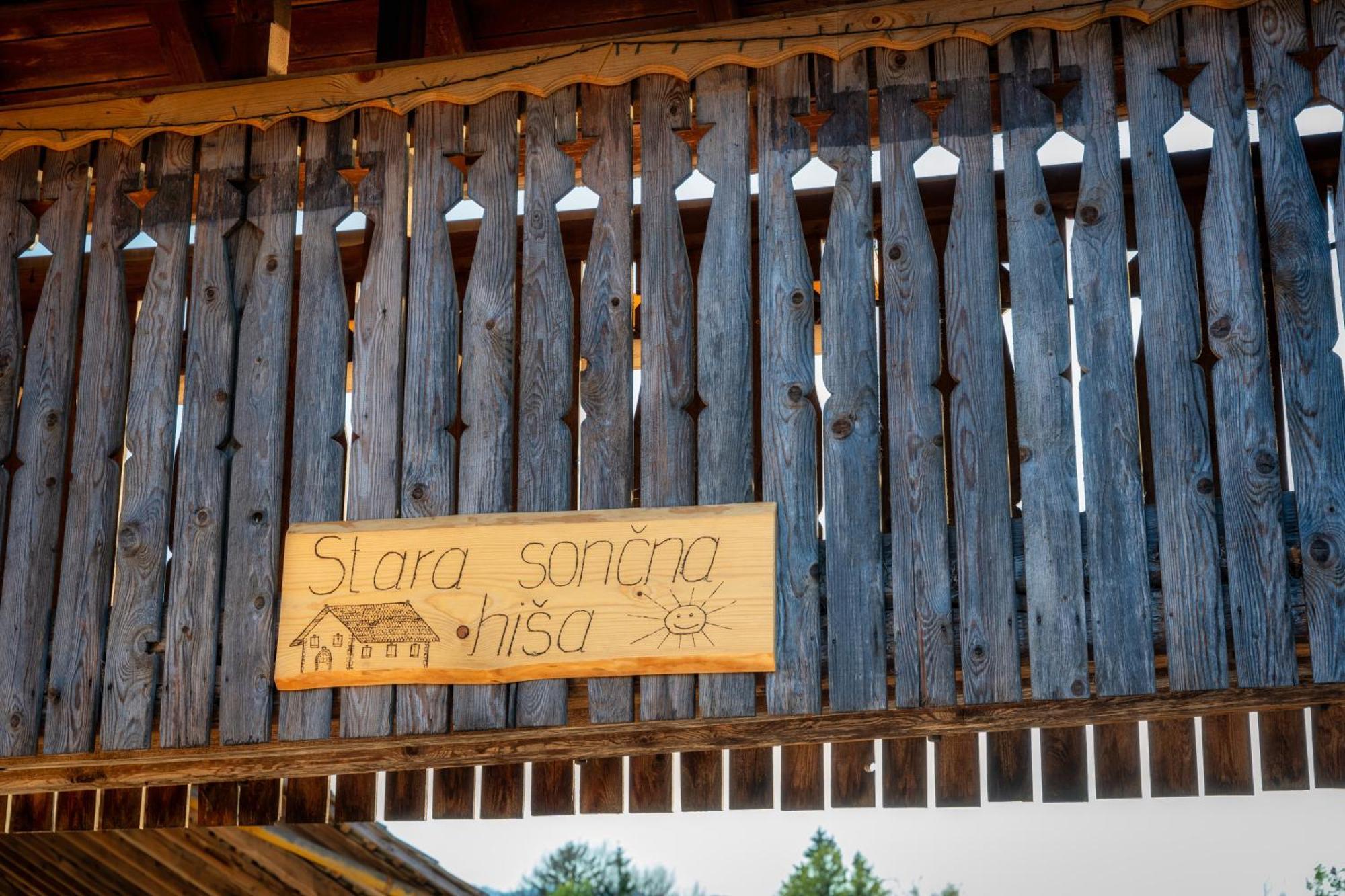 Stara Soncna Hisa Apartment ราโดว์ลิตซา ภายนอก รูปภาพ